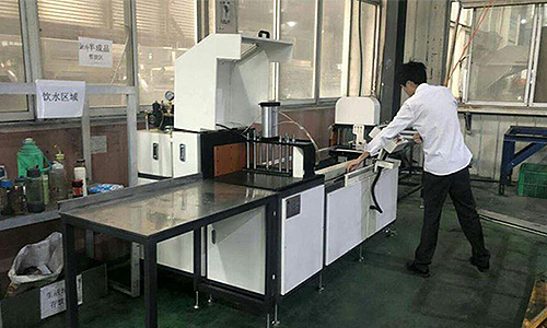 門窗角碼自動(dòng)鋸