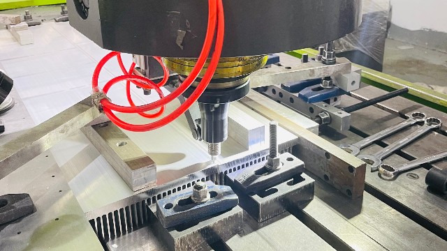 攪拌摩擦焊過程，是這么操作的嗎？-科鼎鑫數(shù)控